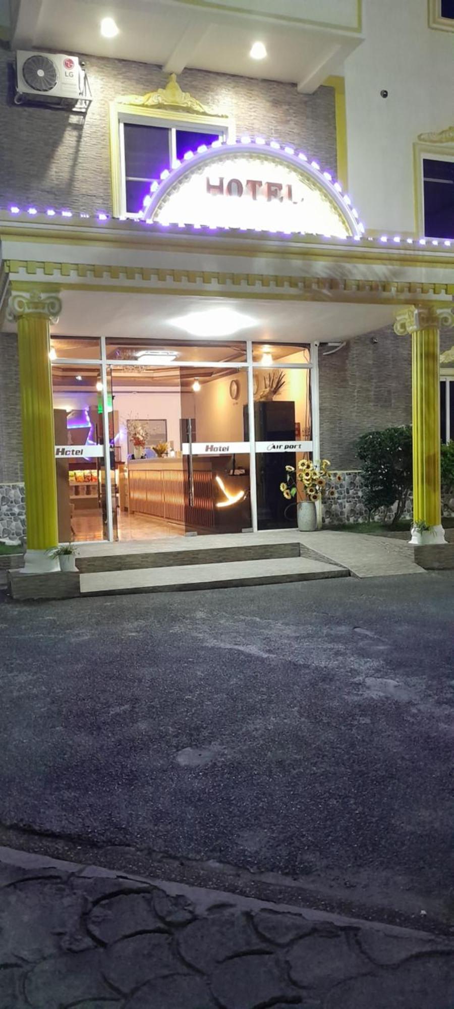 Airport Hotel Clark Clark Freeport Zone Esterno foto