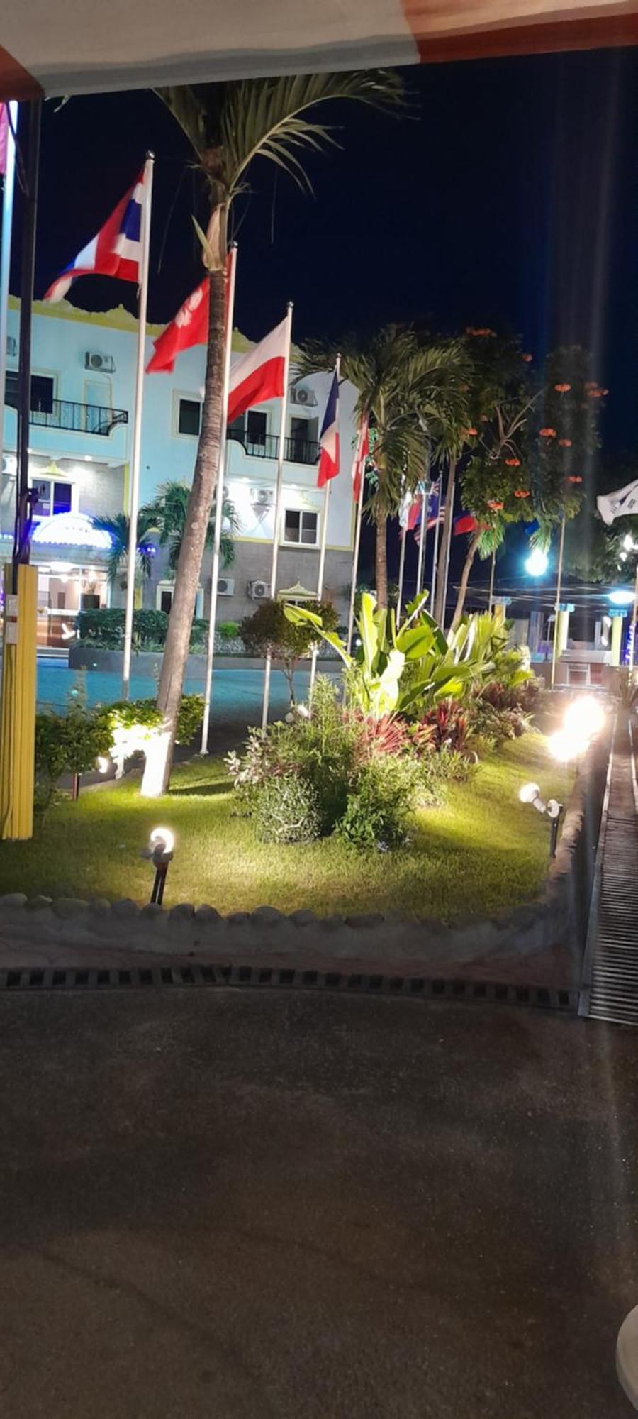 Airport Hotel Clark Clark Freeport Zone Esterno foto