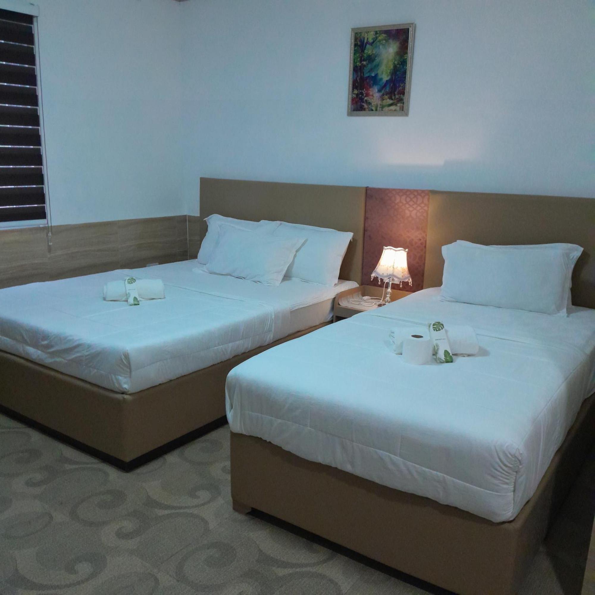 Airport Hotel Clark Clark Freeport Zone Esterno foto