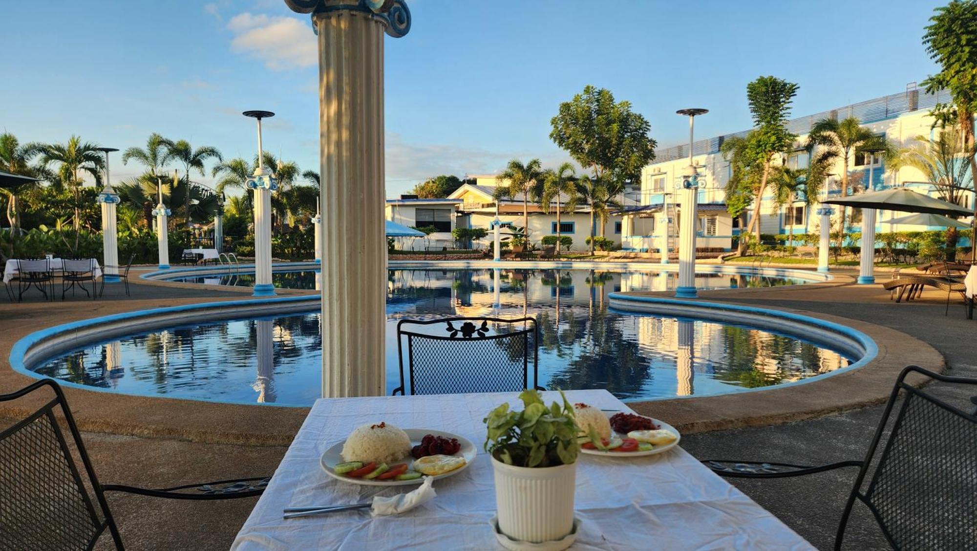 Airport Hotel Clark Clark Freeport Zone Esterno foto